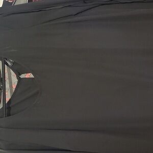 Torrid 0x Black With Black Sparkle Down Back